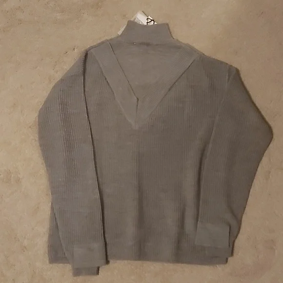 Zara 100% merino wool limited edition sweater - Picture 7 of 7